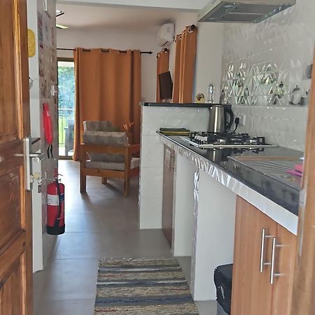 Hotel Solea Self Catering Victoria Exterior foto